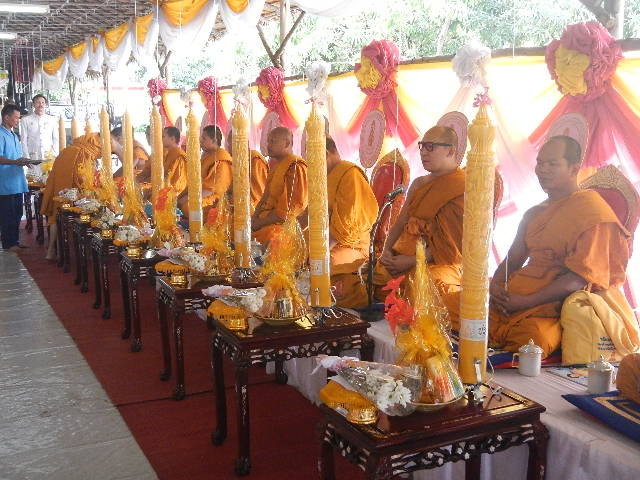 จังหวัดนครนายกขอเชิญร่วมกิจกรรมถวายทียนพรรษา